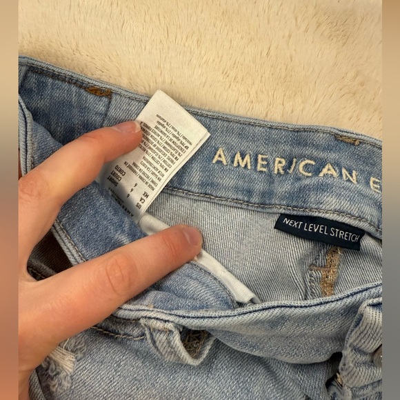 American Eagle Ripped Jeggings - Picture 2 of 3